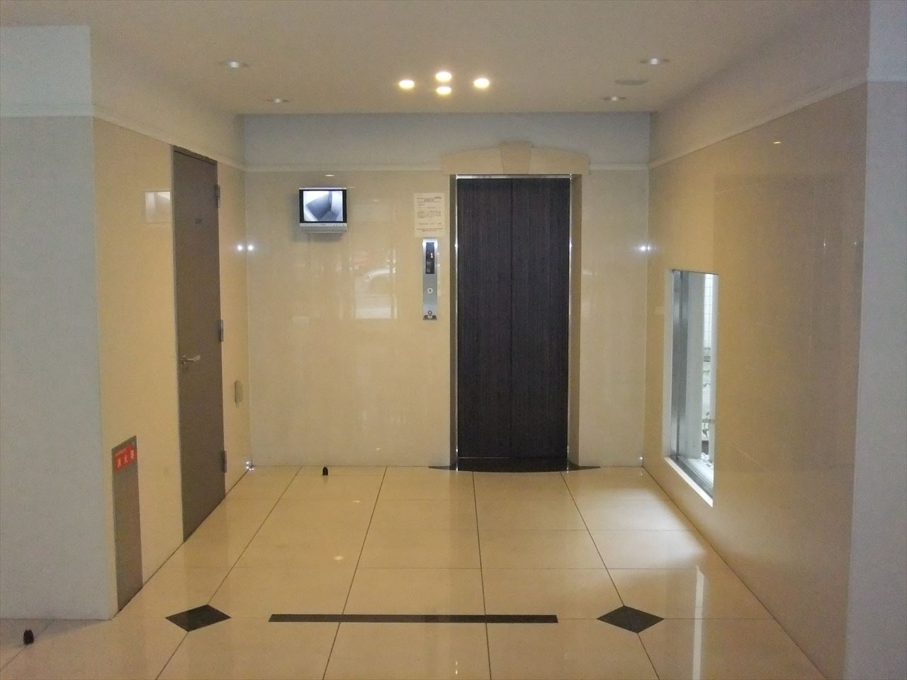 Gramercy Sakae｜名古屋市の賃貸ならMy賃貸のエントランス|Gramercy Sakae（旧：ディームス栄）
