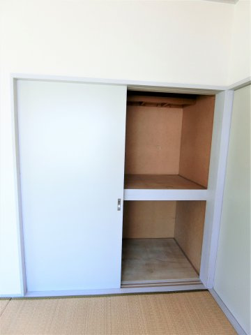 パープルコートの収納