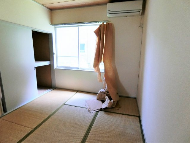 パープルコートの和室