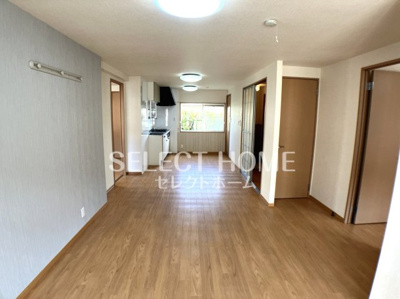 【居間・リビング】 | メゾン錦Ａ棟 | ゆったりとした居間です