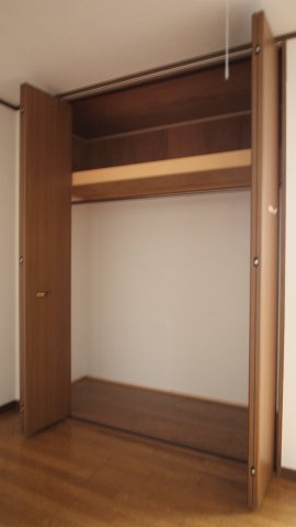 パールハウス千本南の収納