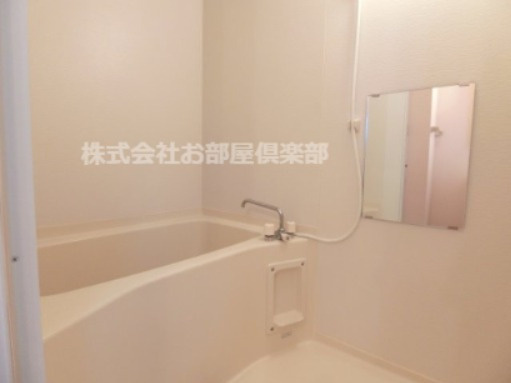 セジュールFKの浴室|コンパクトで使いやすいお風呂です