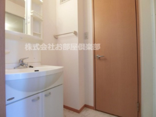 セジュールFKの洗面所|広い洗面スペース