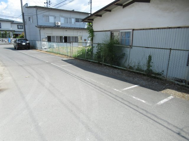 ピュアK5の駐車場