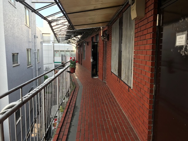 新宿タウンプラザのロビー