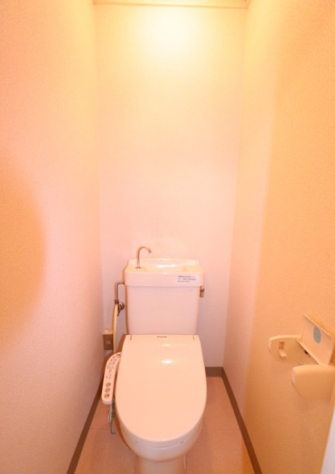 カーサオガワのトイレ|トイレもきれいです