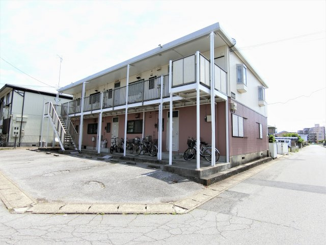 シティーハイム十六番館の外観