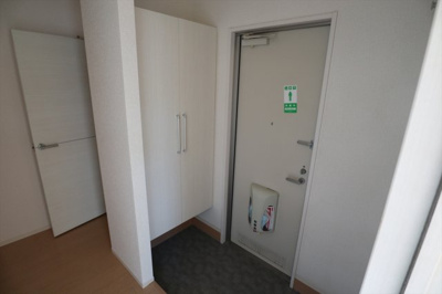 【玄関】 | エスポワール四番館