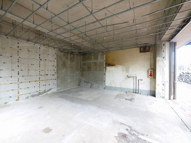 サンプラザ南京終