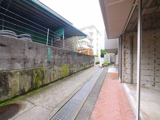 サンプラザ南京終