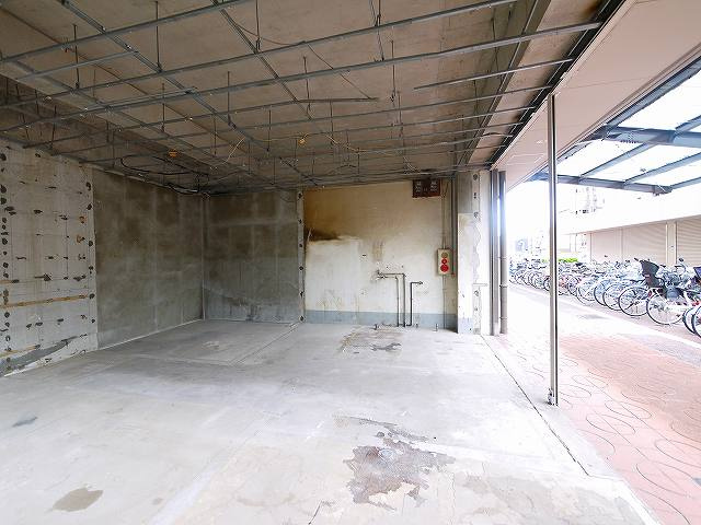 サンプラザ南京終