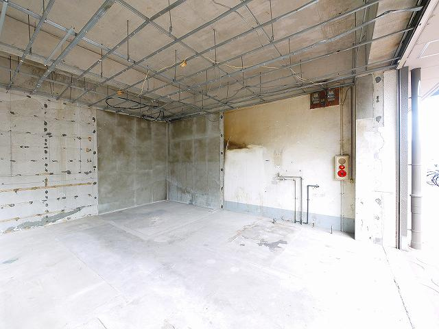 サンプラザ南京終