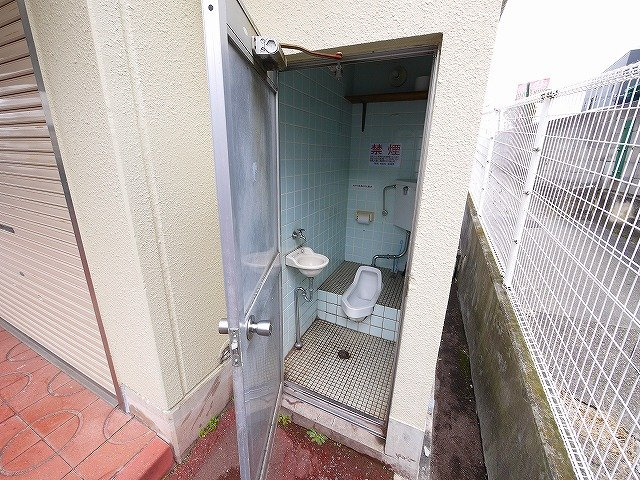 サンプラザ南京終
