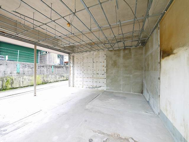 サンプラザ南京終