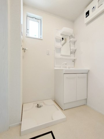 Almo(アルモ)の独立洗面台