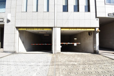 【駐車場】 | ストークタワー大通り公園・Ⅲ | 駐車場入り口