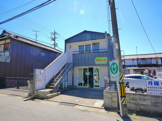 木津南垣外店舗の外観