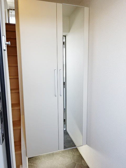 ルシエル1の玄関