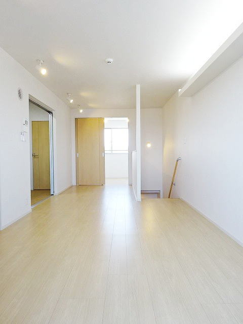 ルシエル1の居間・リビング