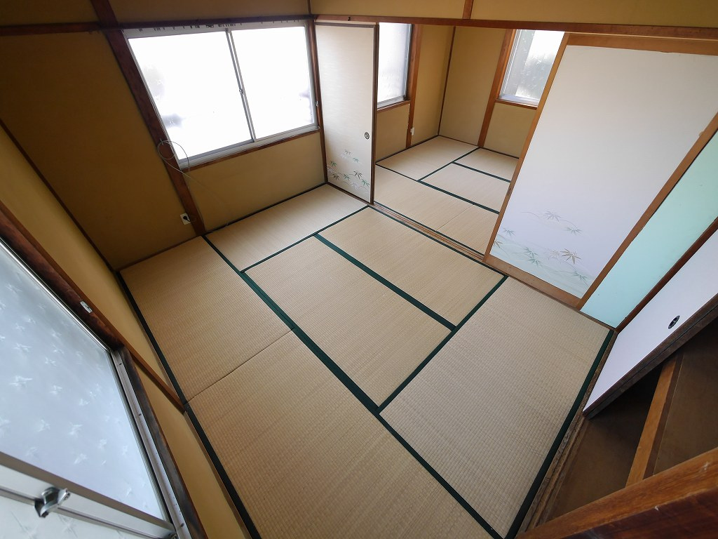 西朝霧丘貸家の和室