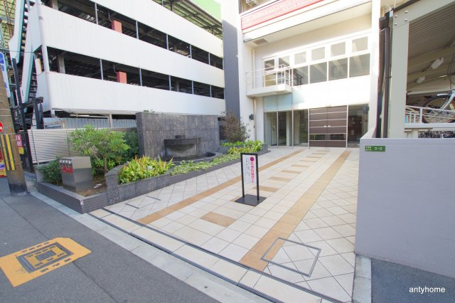  エステムプラザ梅田中崎町3ツインマークスSR　仲介手数料無料のエントランス