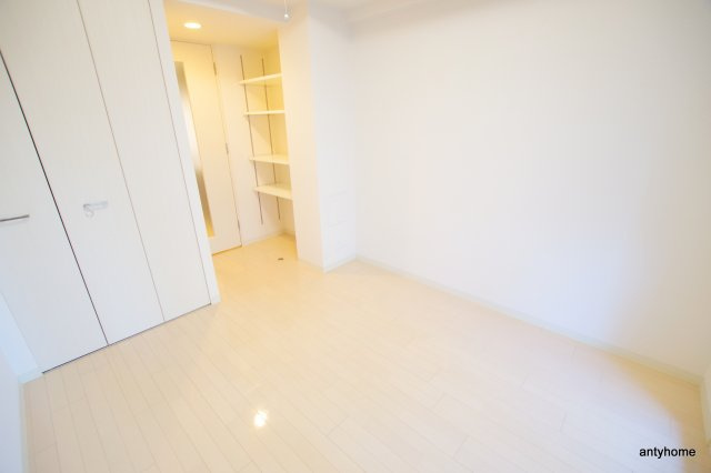  エステムプラザ梅田中崎町3ツインマークスSR　仲介手数料無料の居間・リビング