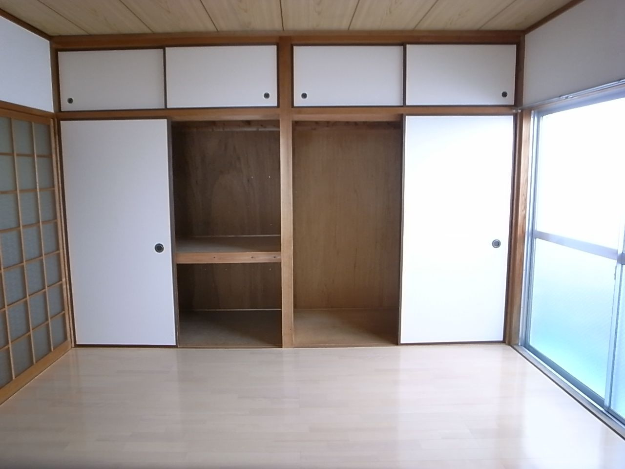 ライフガーデン【10,000円キャッシュバック対象物件】の収納|おしゃれな外観です