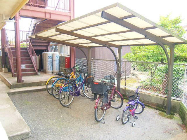 ライフガーデン【10,000円キャッシュバック対象物件】のその他共用部分|おしゃれな外観です