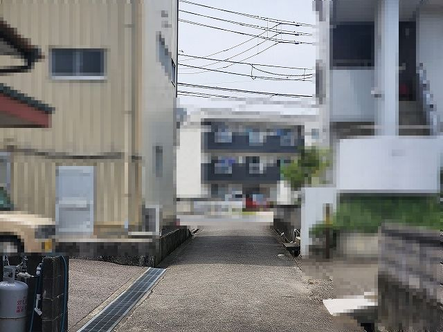 高知市鵜来巣の前面道路含む現地写真|東側接道　南→北