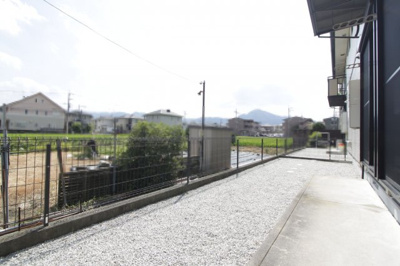 【庭】 | パセオアゼリオＢ | お庭も活用できます