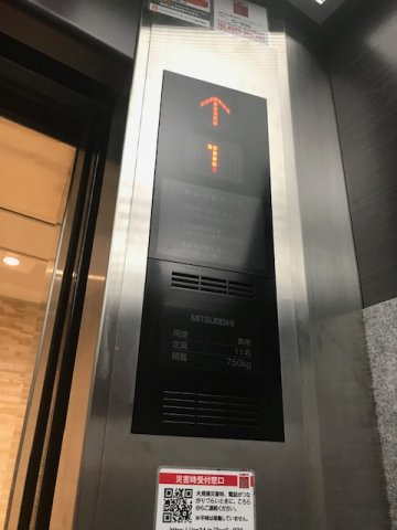東日本橋一丁目ビルの玄関