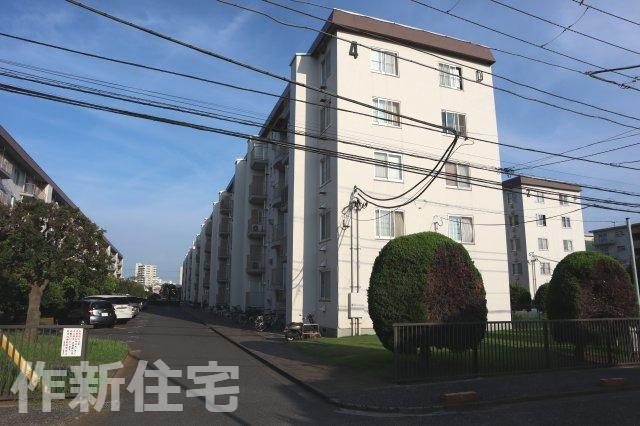 谷津遊園ハイツ　３階部分の外観