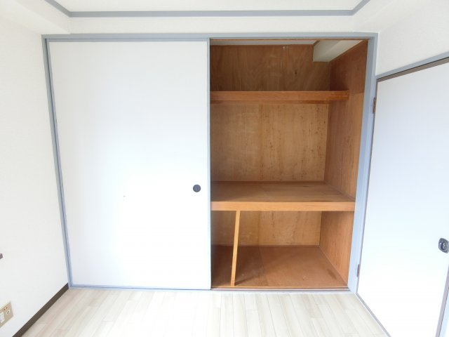 フラワーマンションの収納