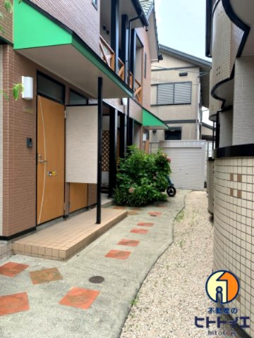 HIROコーポのエントランス