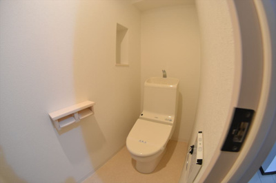 【トイレ】 | ストークエフエスビル | コンパクトで使いやすいトイレです