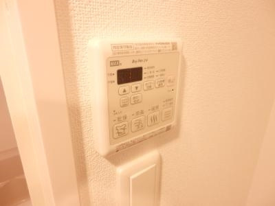 ルーエ五条堀川（旧：フォレスト五条堀川）の設備|浴室乾燥機能