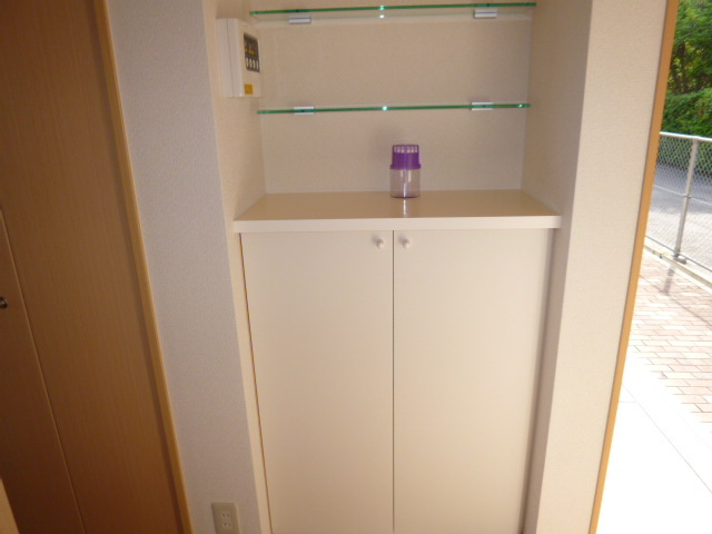 児島テラスＡの玄関|下駄箱