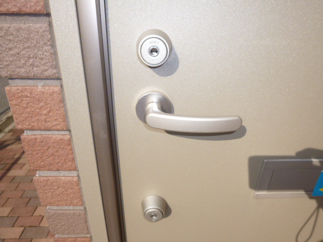 児島テラスＡの玄関