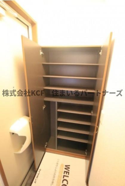 クレセントコートC棟の玄関|毎日通る玄関はこちらです
