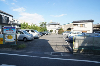 【駐車場】
