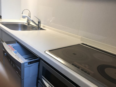 【キッチン】 | 湖西市新居町新居　中古住宅 | 使いやすいキッチンです。二階のミニキッチンになります。二世帯住宅としてもお使いいただけます。