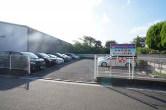 【駐車場】