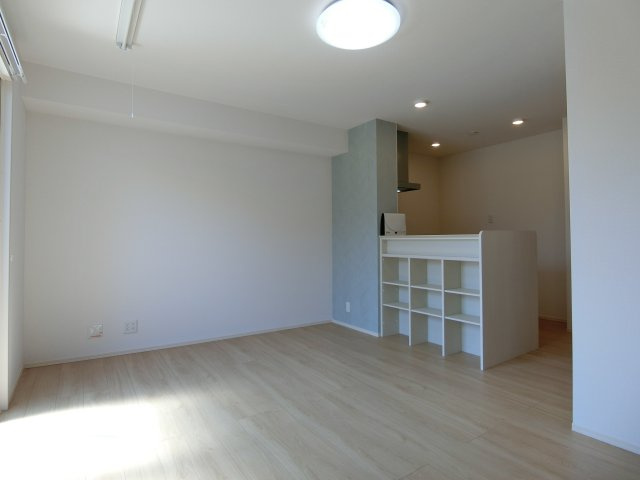 ヴィラオーヴェストの居間・リビング