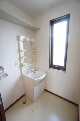 【洗面所】 | パルボナールD | 洗面所です