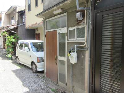 京都市中京区今新在家東町の一戸建ての外観