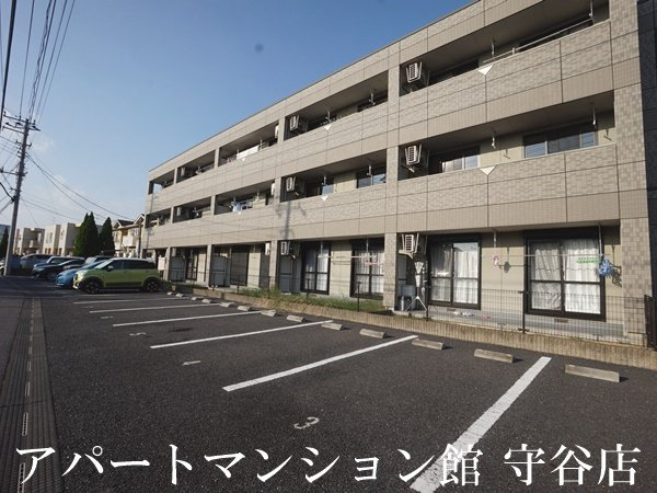 Ever Laurelの駐車場