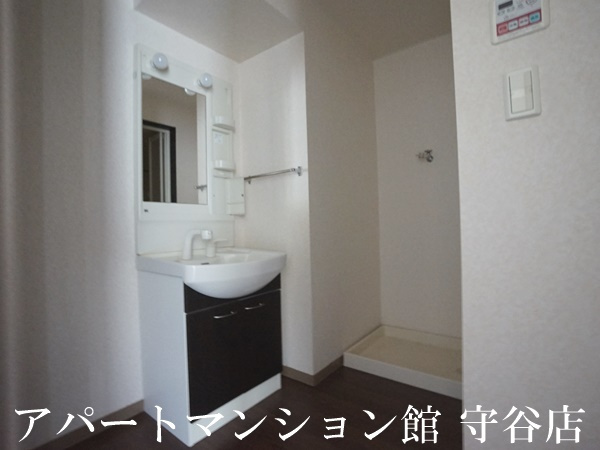 Ever Laurelの独立洗面台