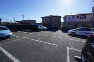【駐車場】