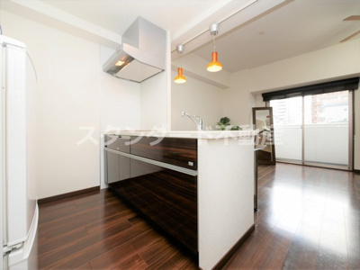 【居間・リビング】 | セレニテ梅田北Premium(プレミアム)