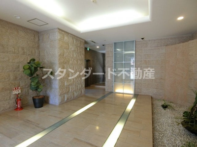 【エントランス】 | アークアベニュー梅田北